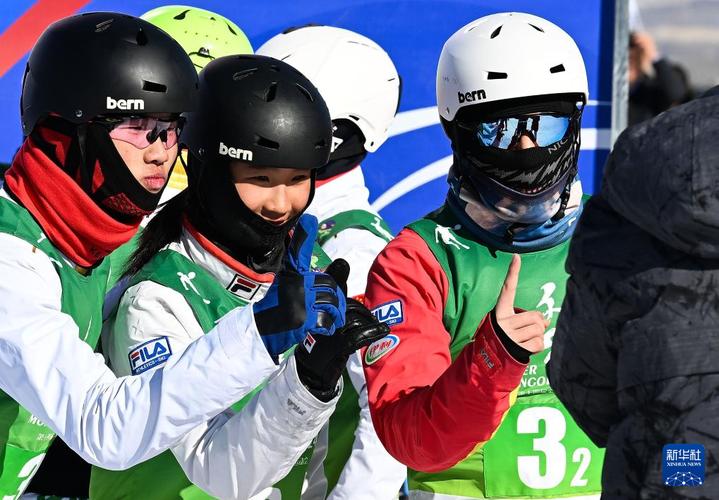 “十四冬”自由式滑雪空中技巧混合团体青年组比赛 河北队夺冠!
