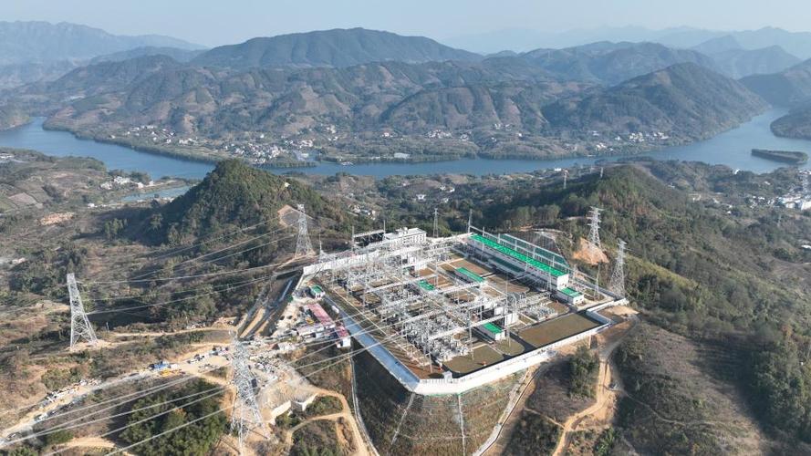 广西新投运一条绿电“高速” 助力新能源高效利用