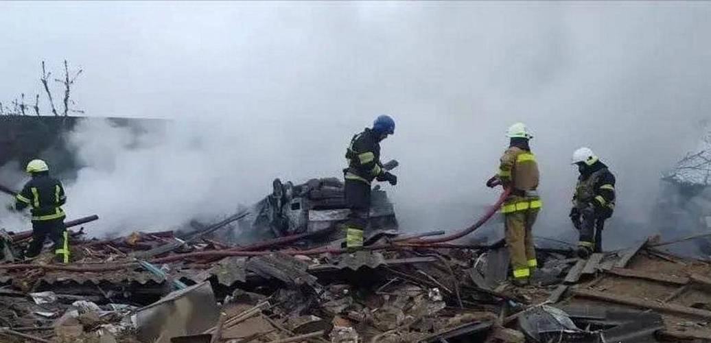 乌称第聂伯罗彼得罗夫斯克州遭袭 致2死15伤