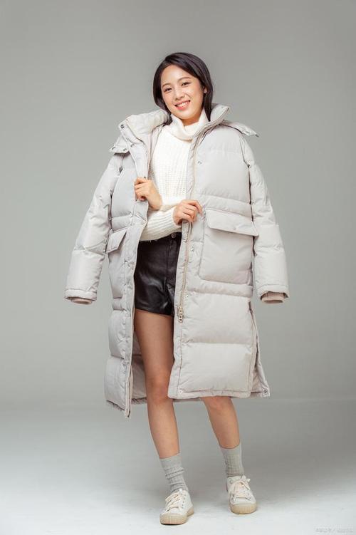 怎么见不到鸡绒羽绒服?