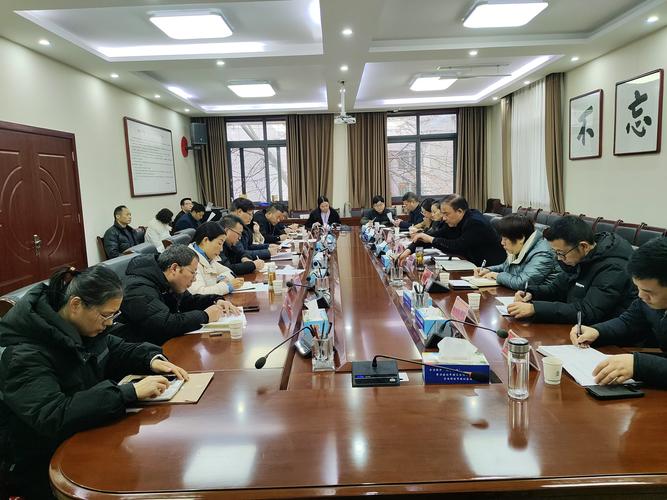 青海省院士专家工作站座谈会召开