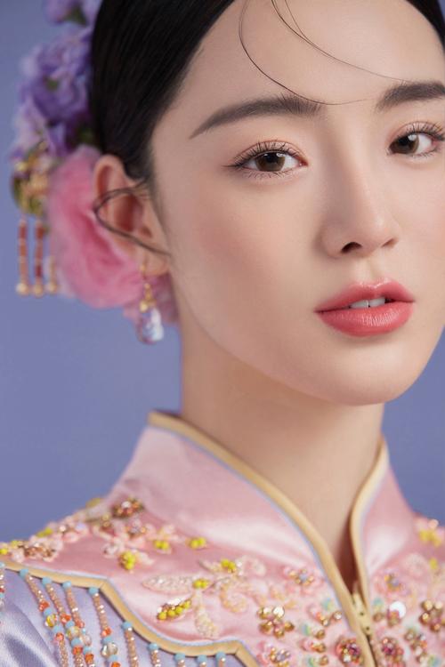 这届年轻人爱上国风妆造,写真预约火爆!