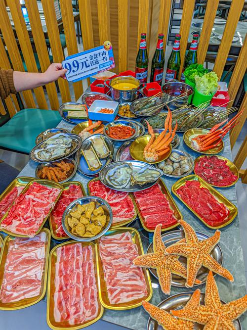 海鲜、牛羊肉、水果……冷链“鲜”锋队丰富百姓节日餐桌