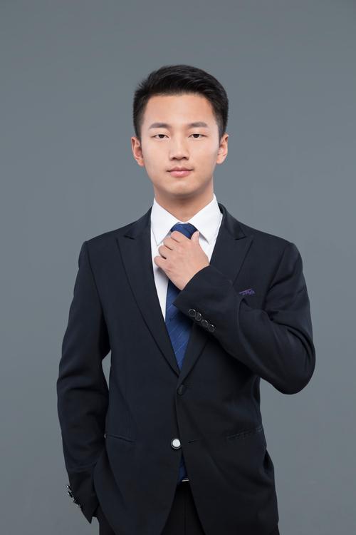 韩东恒:软件开发的小能手
