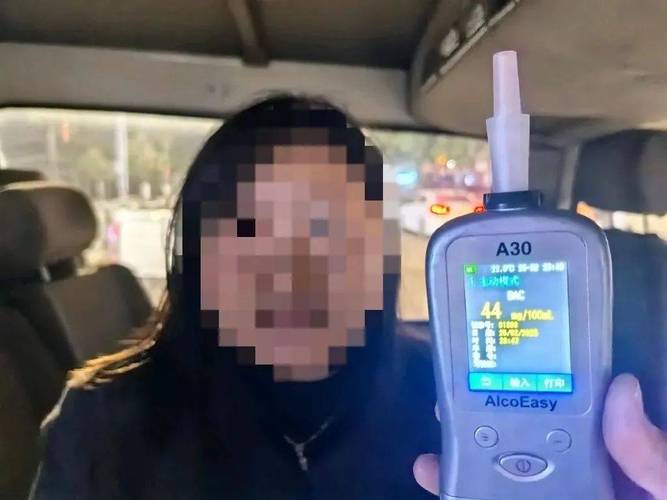 速看!涉嫌违法!很多泉州人的朋友圈出现了……