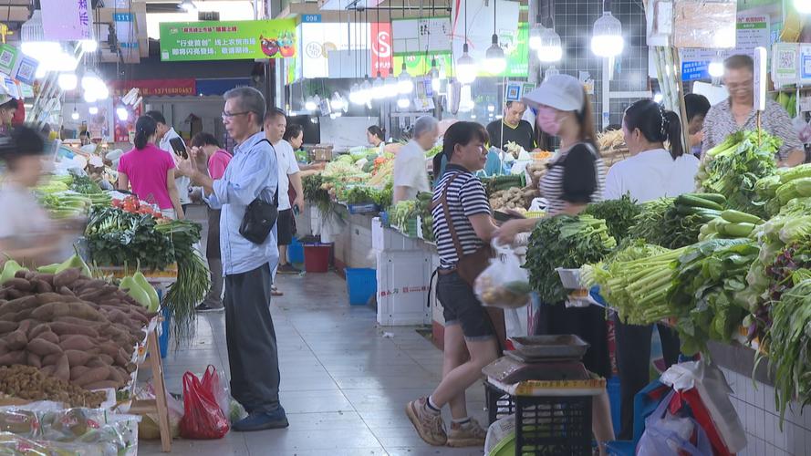 高温多雨致菜价上涨 各地多措保障蔬菜 “鲜”到餐桌